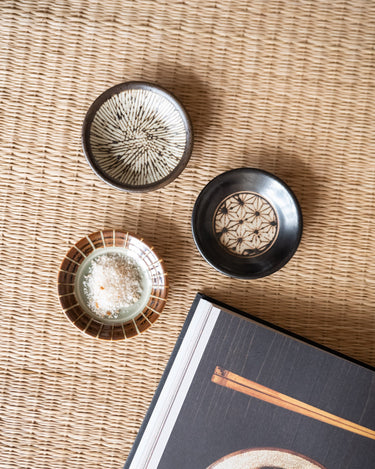 Handmade Japanese Sauce Dish Kuro Stripes - Things I Like Things I Love