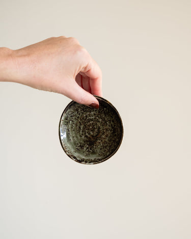 Handmade Japanese Shinryoku Triangle Sauce Dish Green - Things I Like Things I Love