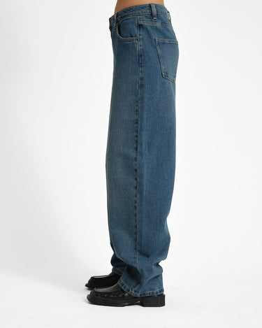 Hazal Barrel Jeans Medium Blue Denim - Things I Like Things I Love