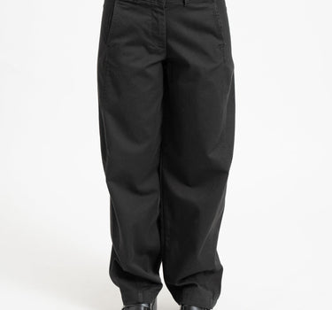 Hazel Kira Barrel Pants Zwart - Things I Like Things I Love