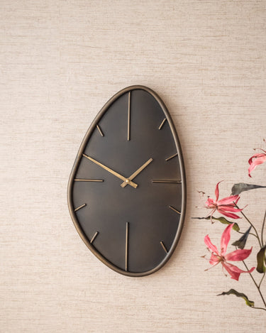 Kleine Wandklok Organic Messing - Things I Like Things I Love