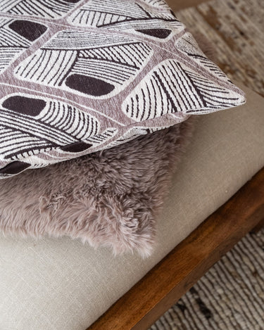 Kussen Mats Fluffy Taupe - Things I Like Things I Love