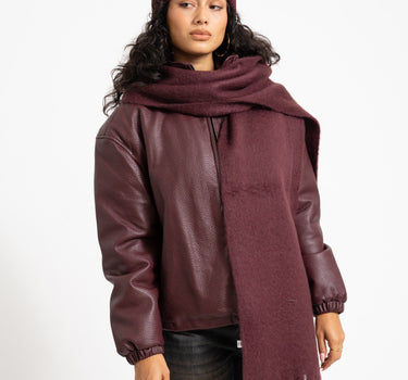 Leslie Scarf Winetasting - Things I Like Things I Love