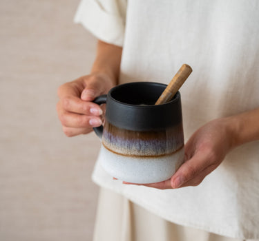 Mug Mojave Glaze Black - Things I Like Things I Love