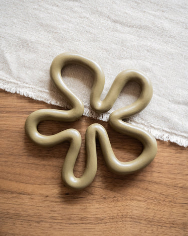 Pannenonderzetter Bloem Olijfgroen 1PC - Things I Like Things I Love