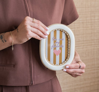 Photo Frame Oval Beige - Things I Like Things I Love