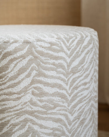 Pouf Tigra Beige - Things I Like Things I Love