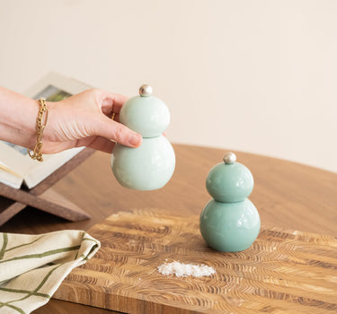 Salt & Pepper Betty Green - Things I Like Things I Love