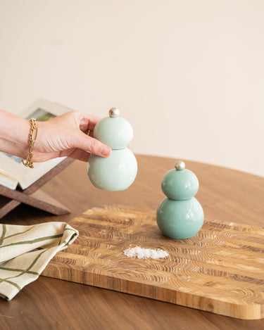 Salt & Pepper Betty Green - Things I Like Things I Love