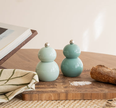 Salt & Pepper Betty Green - Things I Like Things I Love