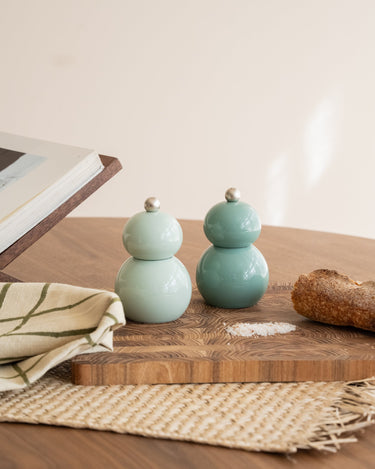 Salt & Pepper Betty Green - Things I Like Things I Love