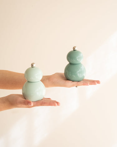 Salt & Pepper Betty Green - Things I Like Things I Love