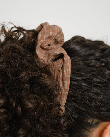 Scrunchie Small Check Brown - Things I Like Things I Love