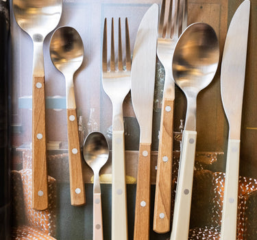 SET OF 16 - HKLIVING Cutlery Set Wood - Things I Like Things I Love