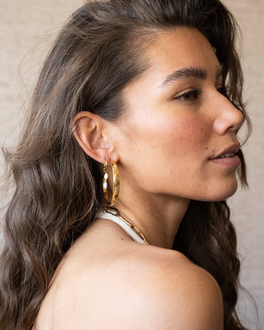 Set Of 2 Earrings Sunlight Hoop Gold - Things I Like Things I Love