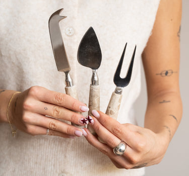 SET OF 3 - Cheese Knives Marble Beige - Things I Like Things I Love