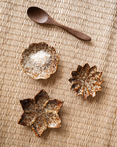 SET OF 3 - Small Plate Flower - Things I Like Things I Love