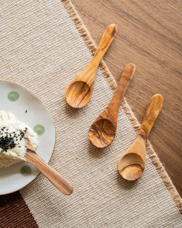 SET OF 4 - Spoon Ollie Olive Wood - Things I Like Things I Love