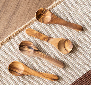 SET OF 4 - Spoon Ollie Olive Wood - Things I Like Things I Love