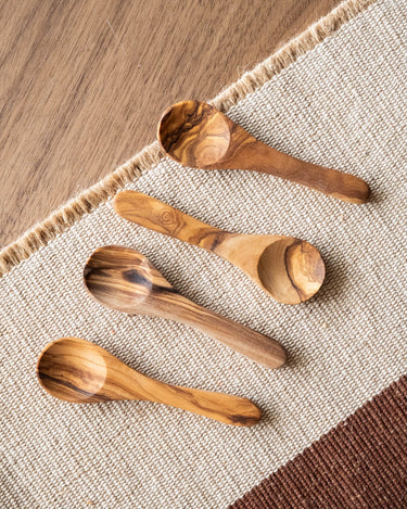 SET OF 4 - Spoon Ollie Olive Wood - Things I Like Things I Love
