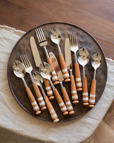 SET VAN 16 - Bestekset Acacia Bruin - Things I Like Things I Love