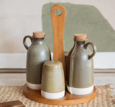 SET VAN 4 - Olie- en azijnstel Olijfgroen - Things I Like Things I Love