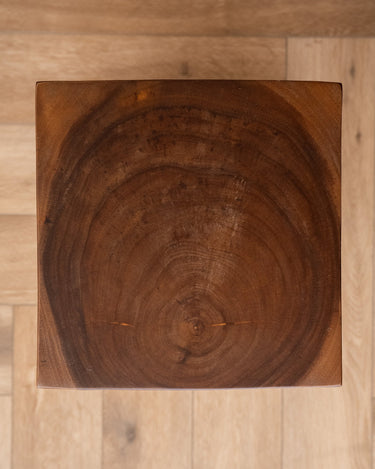 Side Table Muhan Wood - Things I Like Things I Love