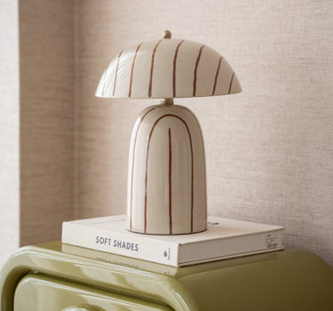 Tafellamp Livia Gestreept Beige - Things I Like Things I Love