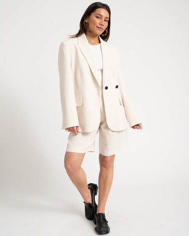 TILTIL Alke Bermuda Off White - Things I Like Things I Love