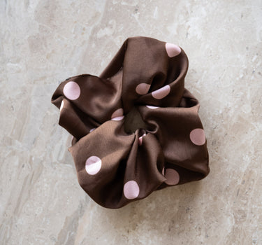 TILTIL Big Dots Polkadot Scrunchie Bruin - Things I Like Things I Love