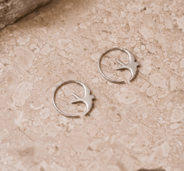 TILTIL Bird Hoop Earrings Silver - Things I Like Things I Love