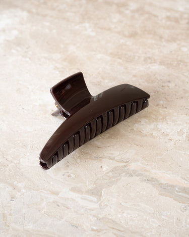 TILTIL Claw Clip Pointy Bruin - Things I Like Things I Love