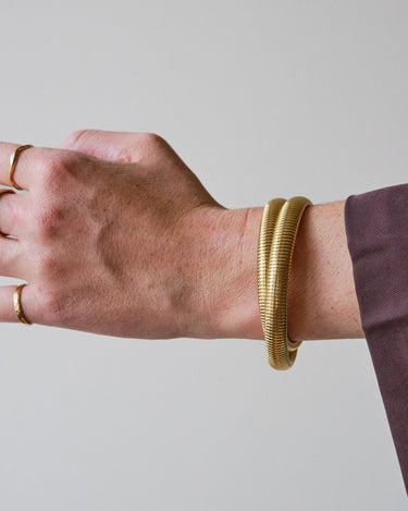 TILTIL Double Snake Bangle Gold - Things I Like Things I Love