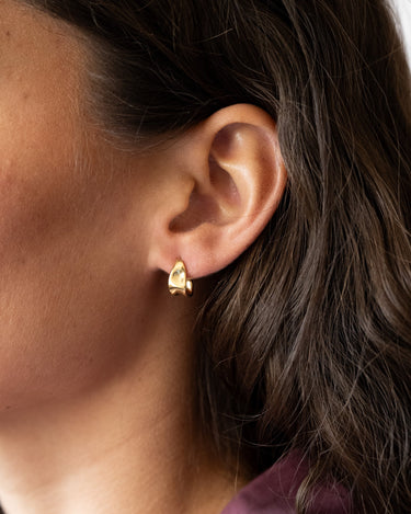 TiLTIL Earrings Josha Gold - Things I Like Things I Love