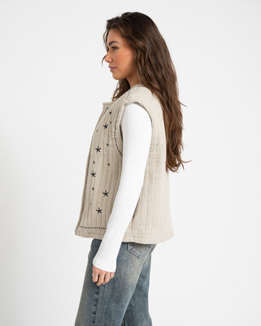 TILTIL Evi Emboidery Gilet Taupe - Things I Like Things I Love