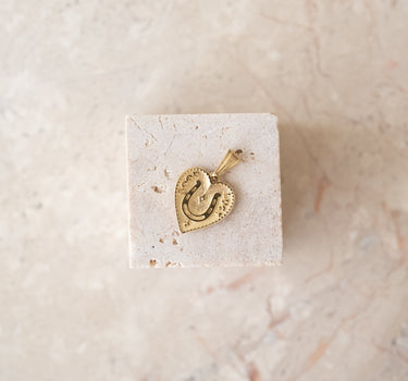 TILTIL Heart of Luck Charm Goud - Things I Like Things I Love