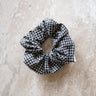TILTIL Holly Checkered Scrunchie Zwart - Things I Like Things I Love
