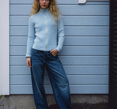 TILTIL Janice Wide Flared Jeans Blauw - Things I Like Things I Love