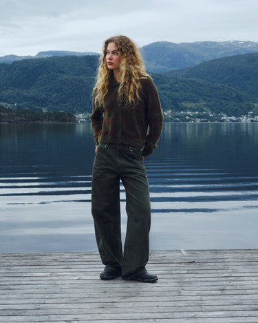 TILTIL Joa Barrel Jeans Donkergroen - Things I Like Things I Love