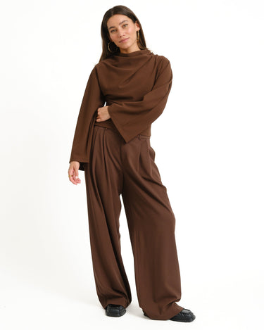 TILTIL Lenni Pleated Longsleeve Brown - Things I Like Things I Love