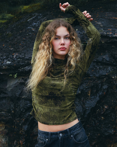 TILTIL Luna Longsleeve Pleated Turtle Neck Groen - Things I Like Things I Love