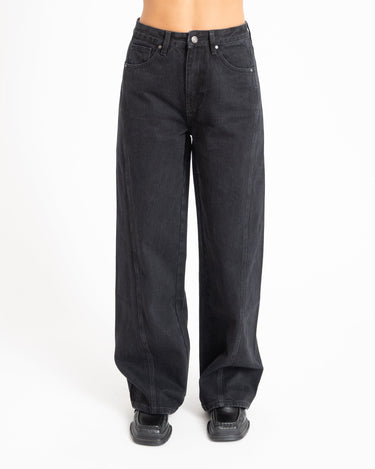 TILTIL Missy HR Relaxed Seam Jeans Black - Things I Like Things I Love