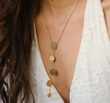TILTIL Necklace Circle Strap Gold - Things I Like Things I Love