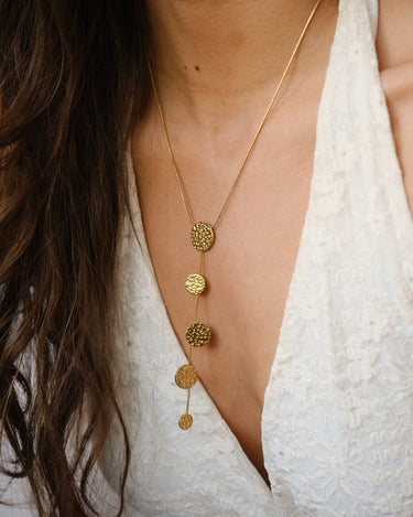 TILTIL Necklace Circle Strap Gold - Things I Like Things I Love