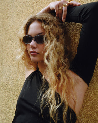 TILTIL Nisa One sleeve Black - Things I Like Things I Love