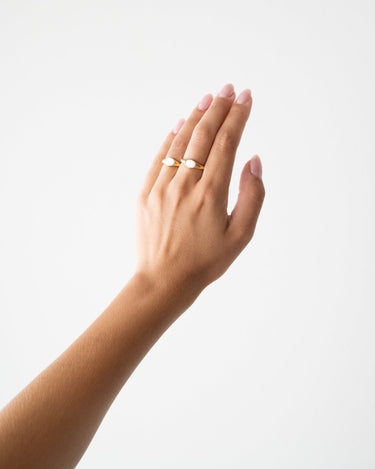 TILTIL Nomi Pearl Ring Gold - Things I Like Things I Love