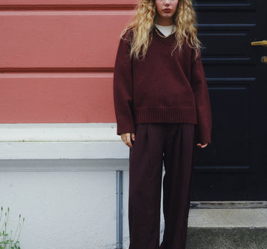 TILTIL Percy V-Neck Pullover Bordeaux - Things I Like Things I Love