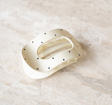 TILTIL Polkadot Honey Clip Offwhite - Things I Like Things I Love