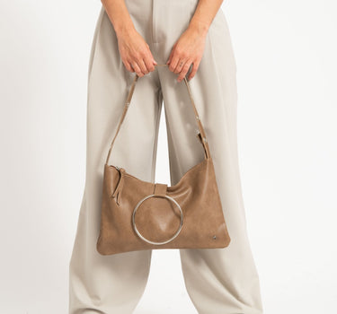 TILTIL Raven Ring Bag Taupe - Things I Like Things I Love