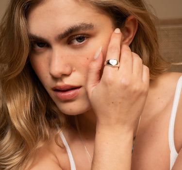 TILTIL Ring Silver Heart Signet - Things I Like Things I Love
